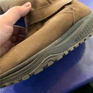 Skechers Shape Ups Boots Size 11